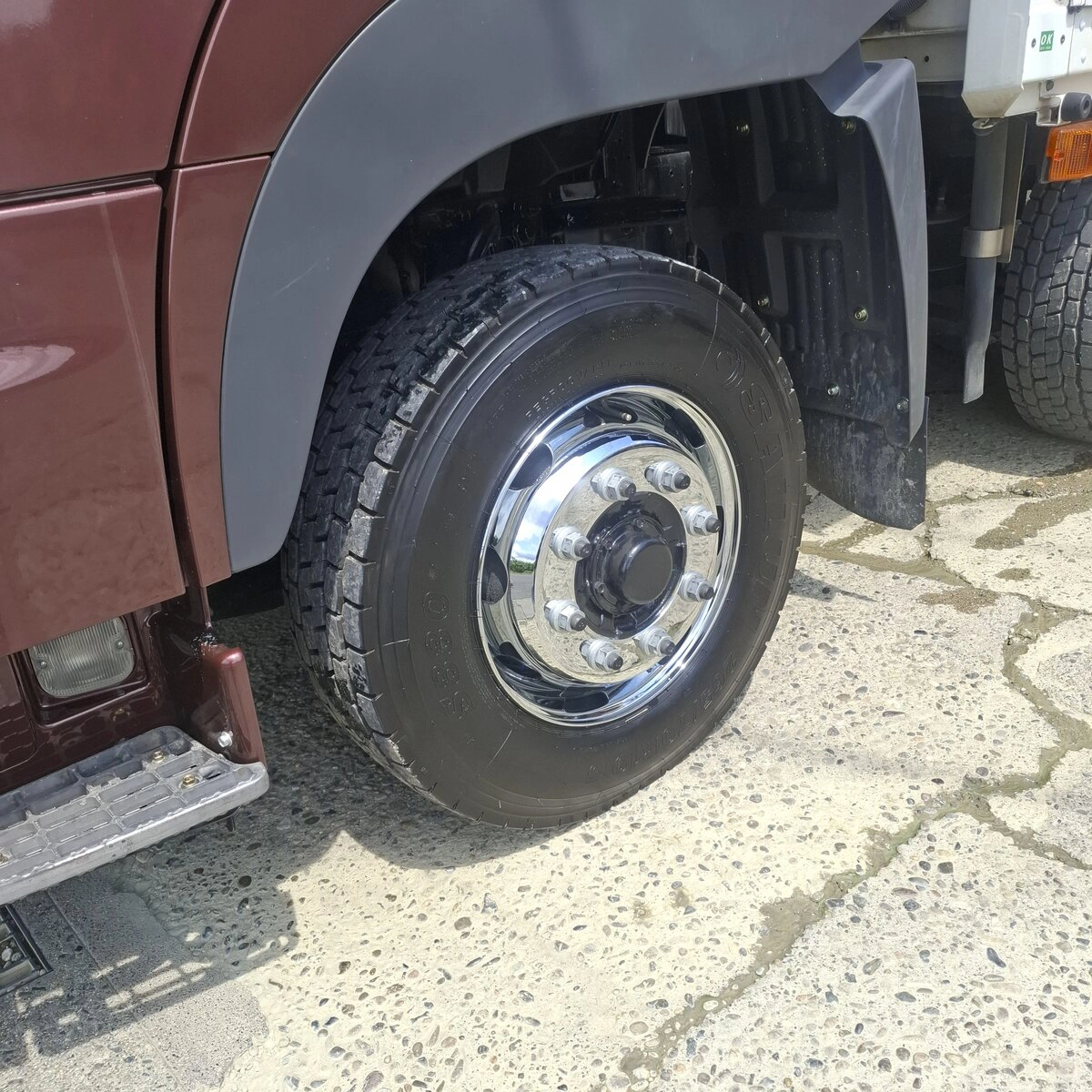 スチールメッキホイール PLATINUM SPARK 19.5×750 8穴 新ISO フロント用