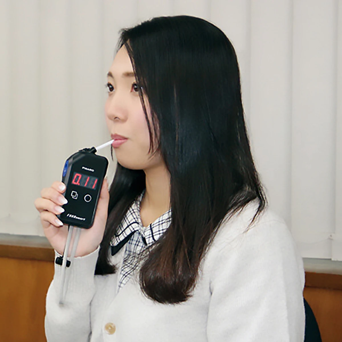 電気化学式アルコールチェッカー