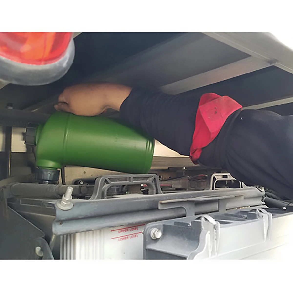 バッテリー液注入ボトル 2L