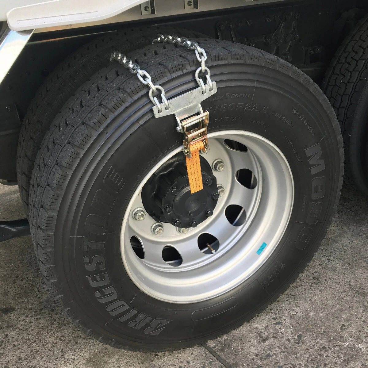 ラチェット式タイヤチェーン アルミ/スチールホイル兼用 小型トラック 中型トラック用 2本組