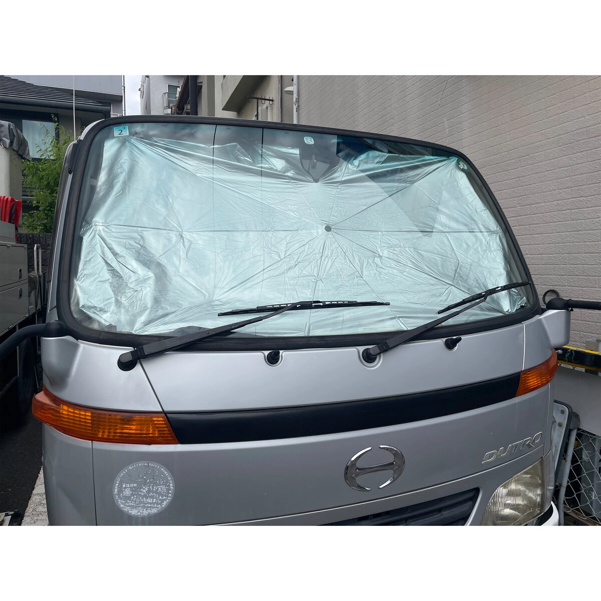 2tトラック用折りたたみ傘シェード シルバーチタン