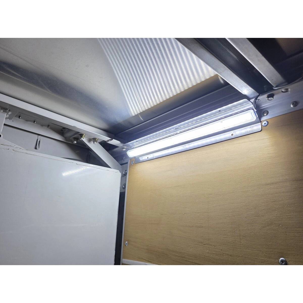 コーナーライト LED DC12/24V 防水 30LED