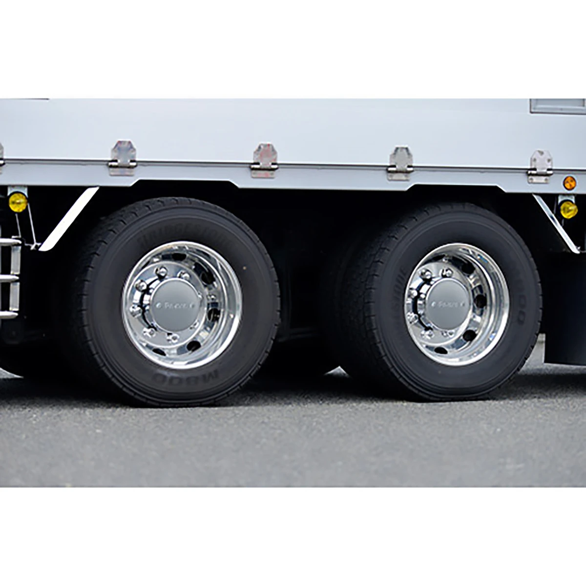 ホイルセンターキャップ いすゞ 大型トラック リア 19.5インチ