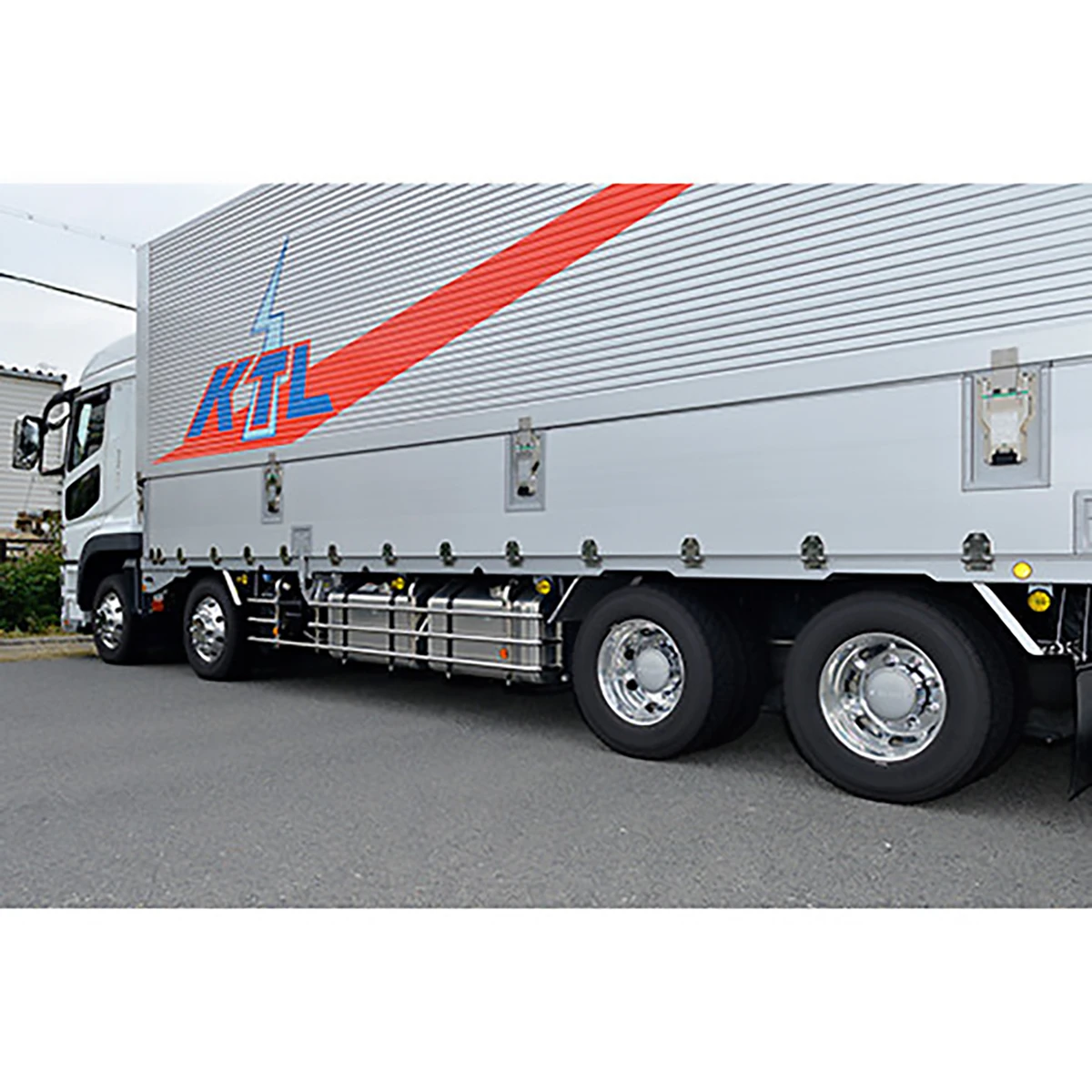 ホイルセンターキャップ 日野 大型トラック フロント 19.5インチ