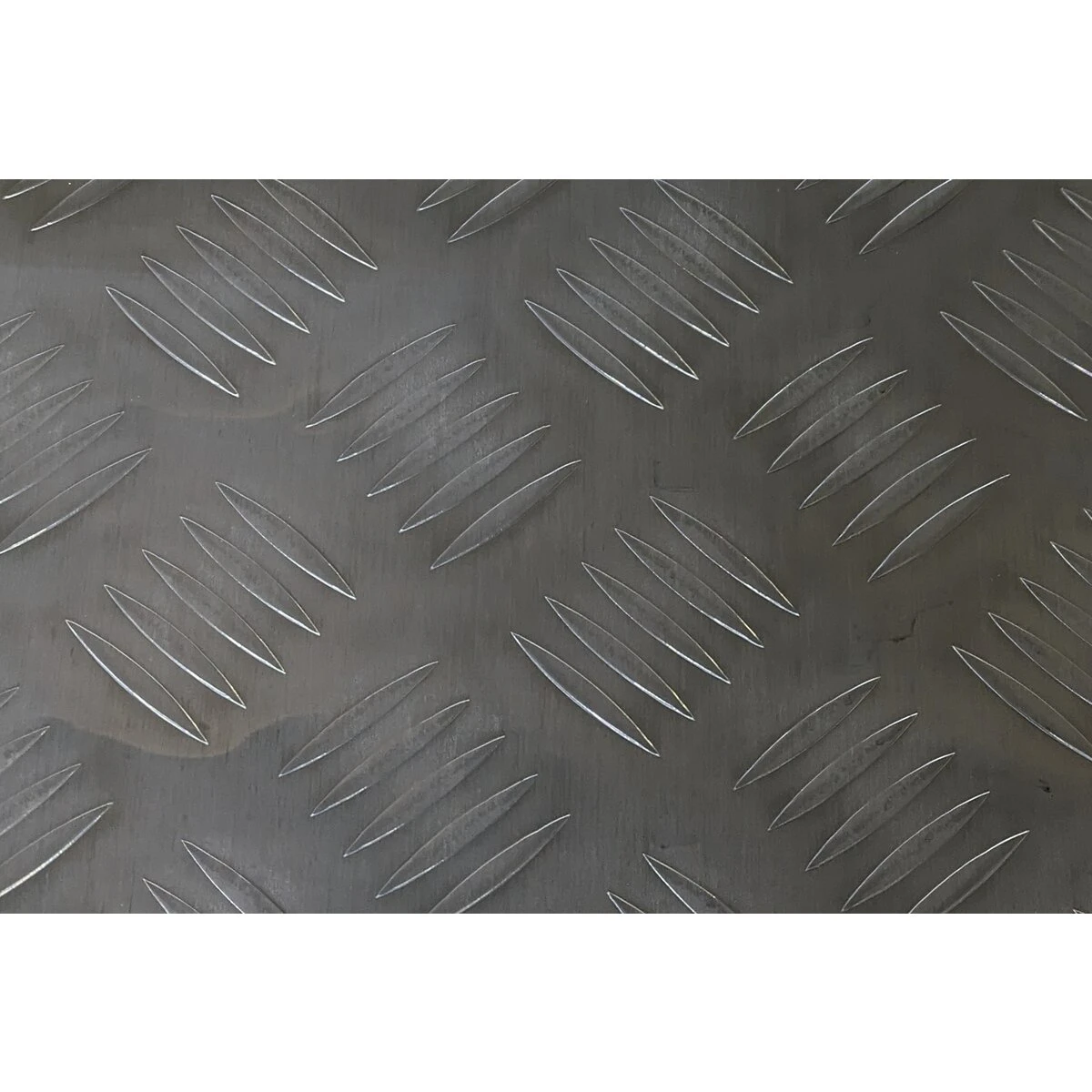 アルミ縞板 5本線 1212×2424×厚み1.5mm